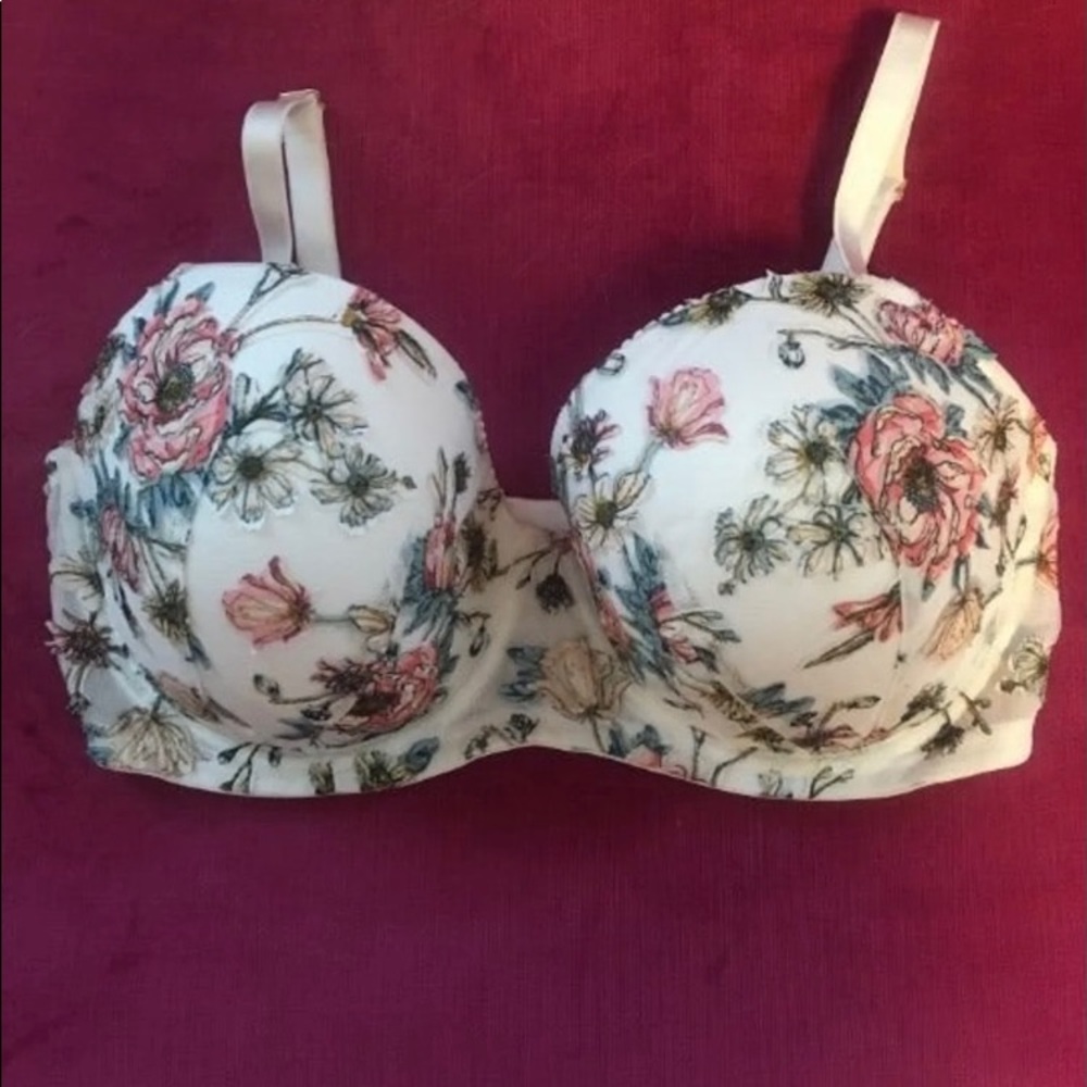 Victoria secret bra